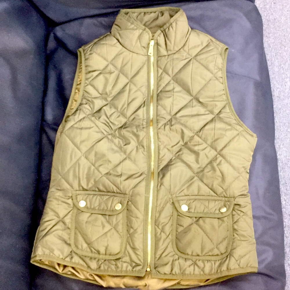 Love tree vest for ladies size M